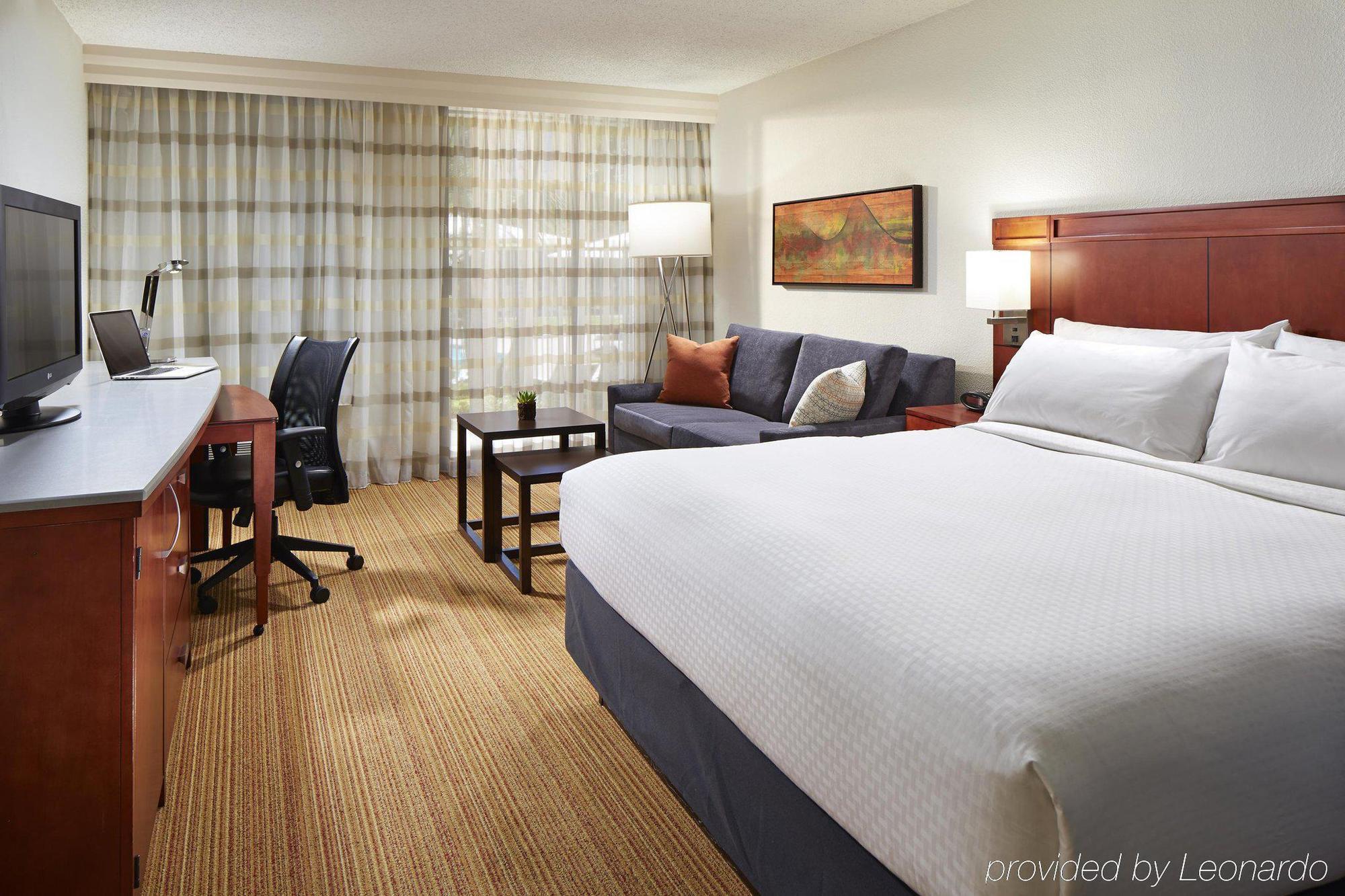 Mdr Marina Del Rey- A Doubletree By Hilton Los Angeles