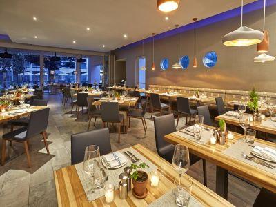 Mdr Marina Del Rey- A Doubletree By Hilton